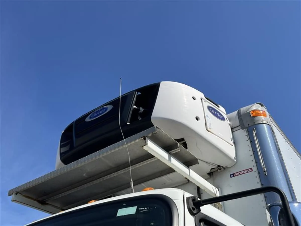 2017 Freightliner M2 106 - image 7