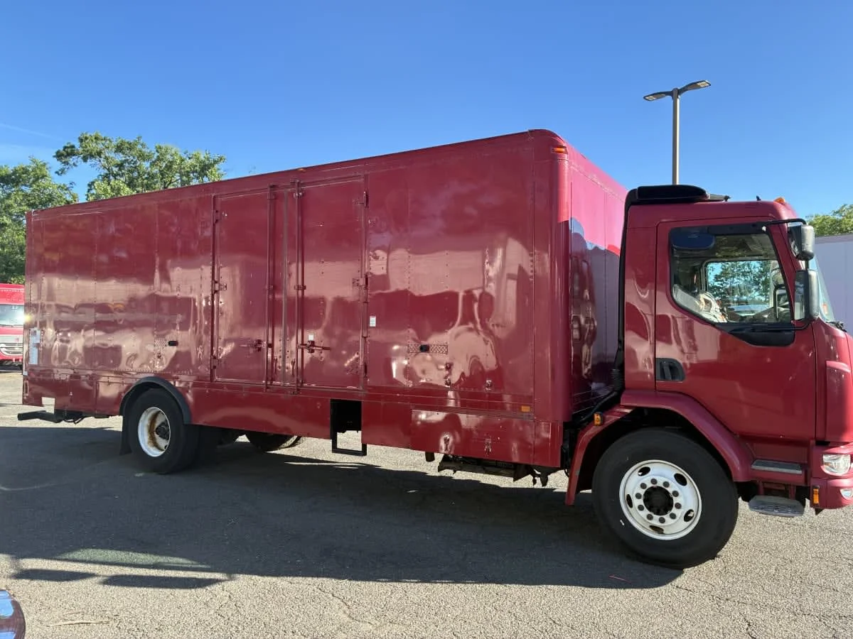 2019 Kenworth in Newark, NJ — photo 10