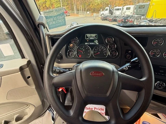 2021 Peterbilt 567 - image 11