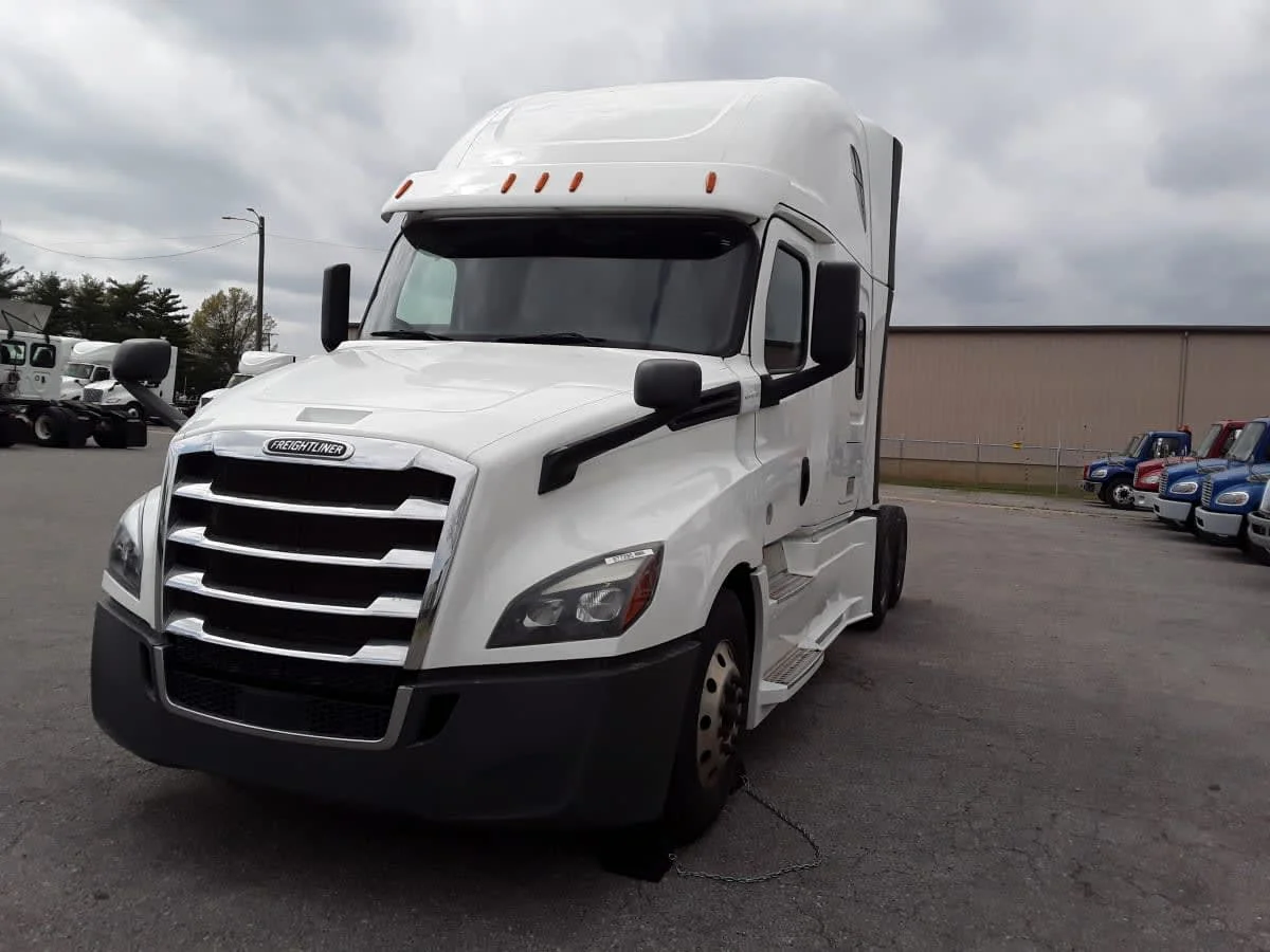 2020 Freightliner Cascadia in La Vergne, TN