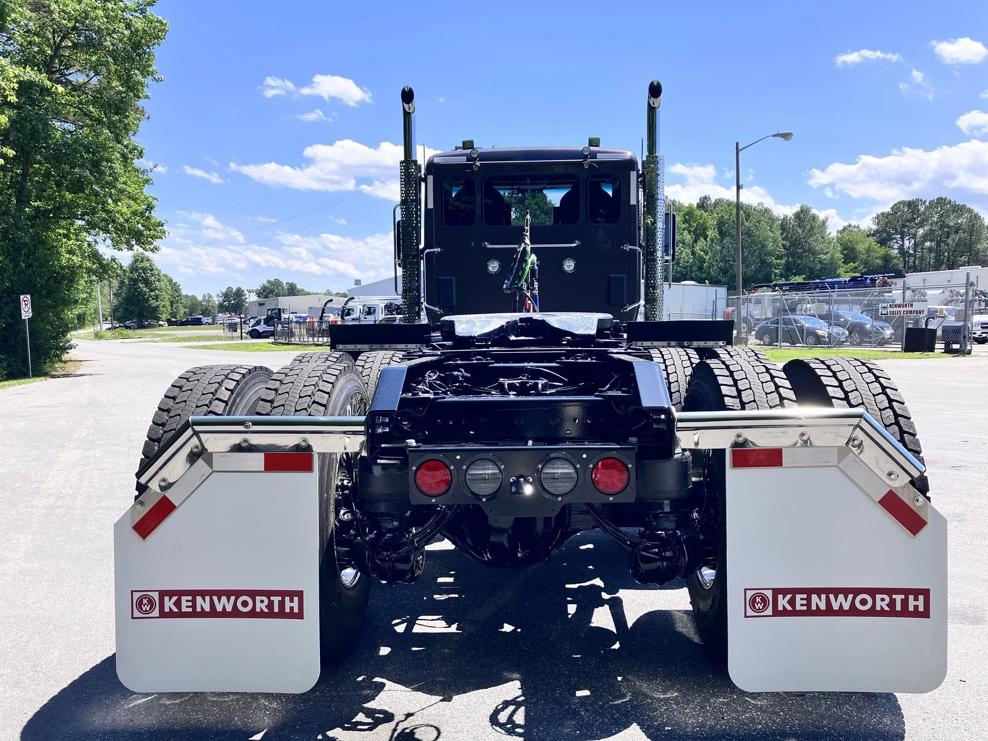 2027 Kenworth T880 in Richmond, VA — photo 6
