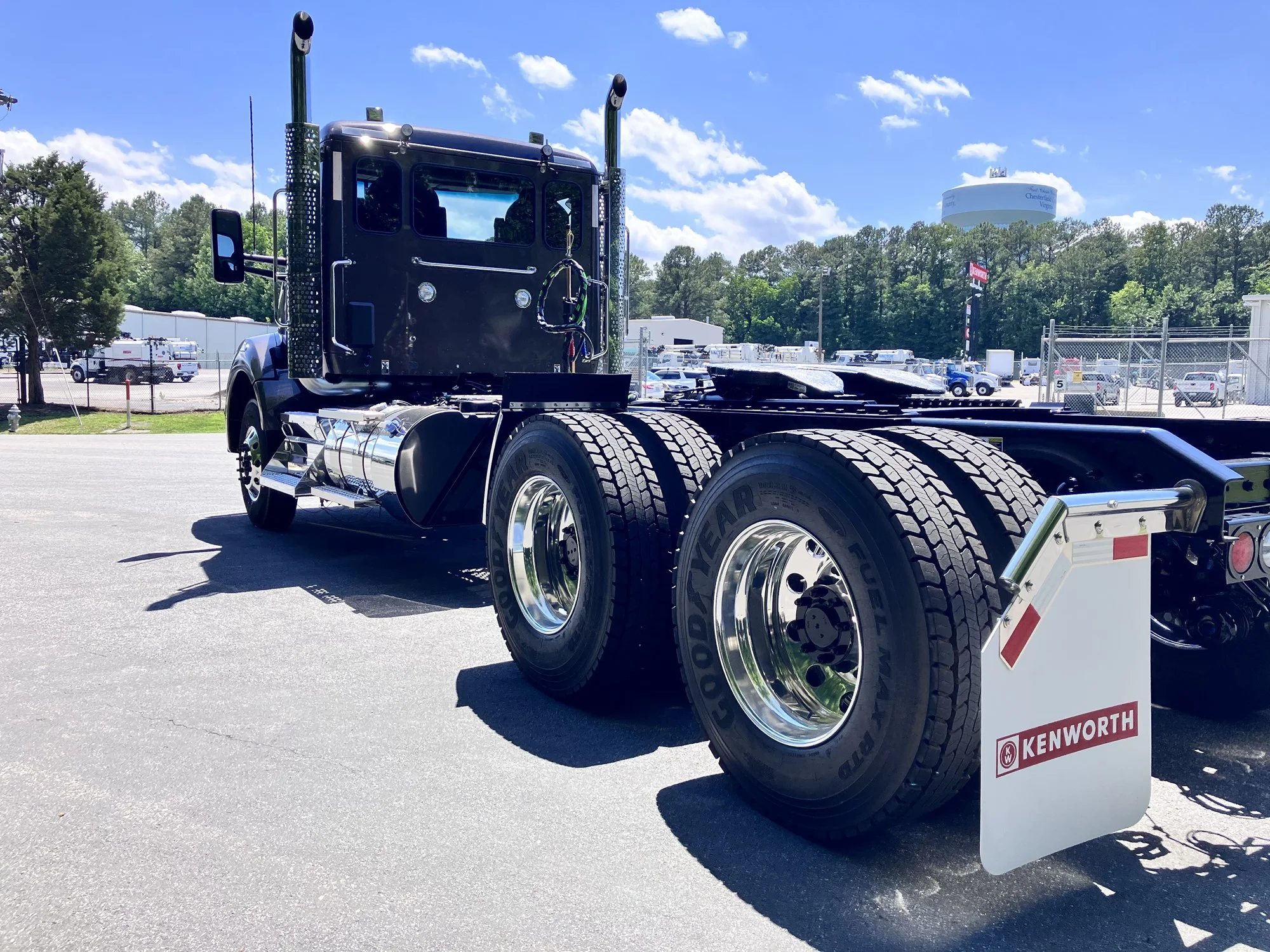 2027 Kenworth T880 in Richmond, VA — photo 5