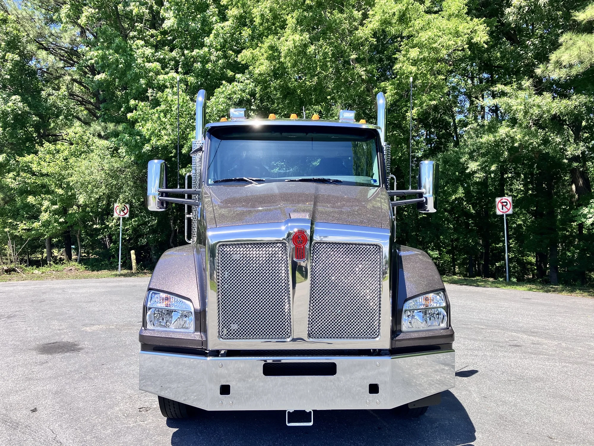 2027 Kenworth T880 in Richmond, VA — photo 2