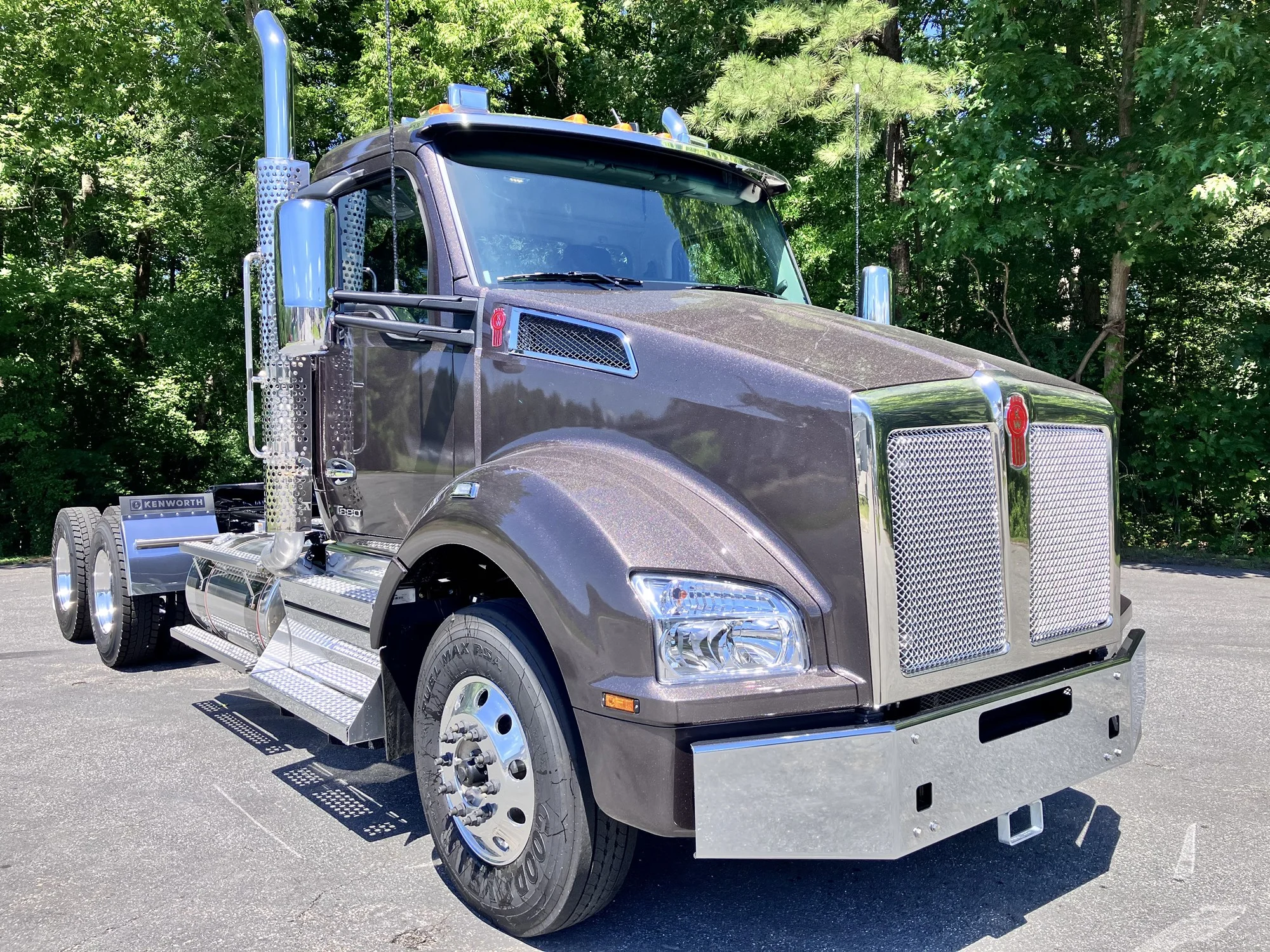 2027 Kenworth T880 in Richmond, VA
