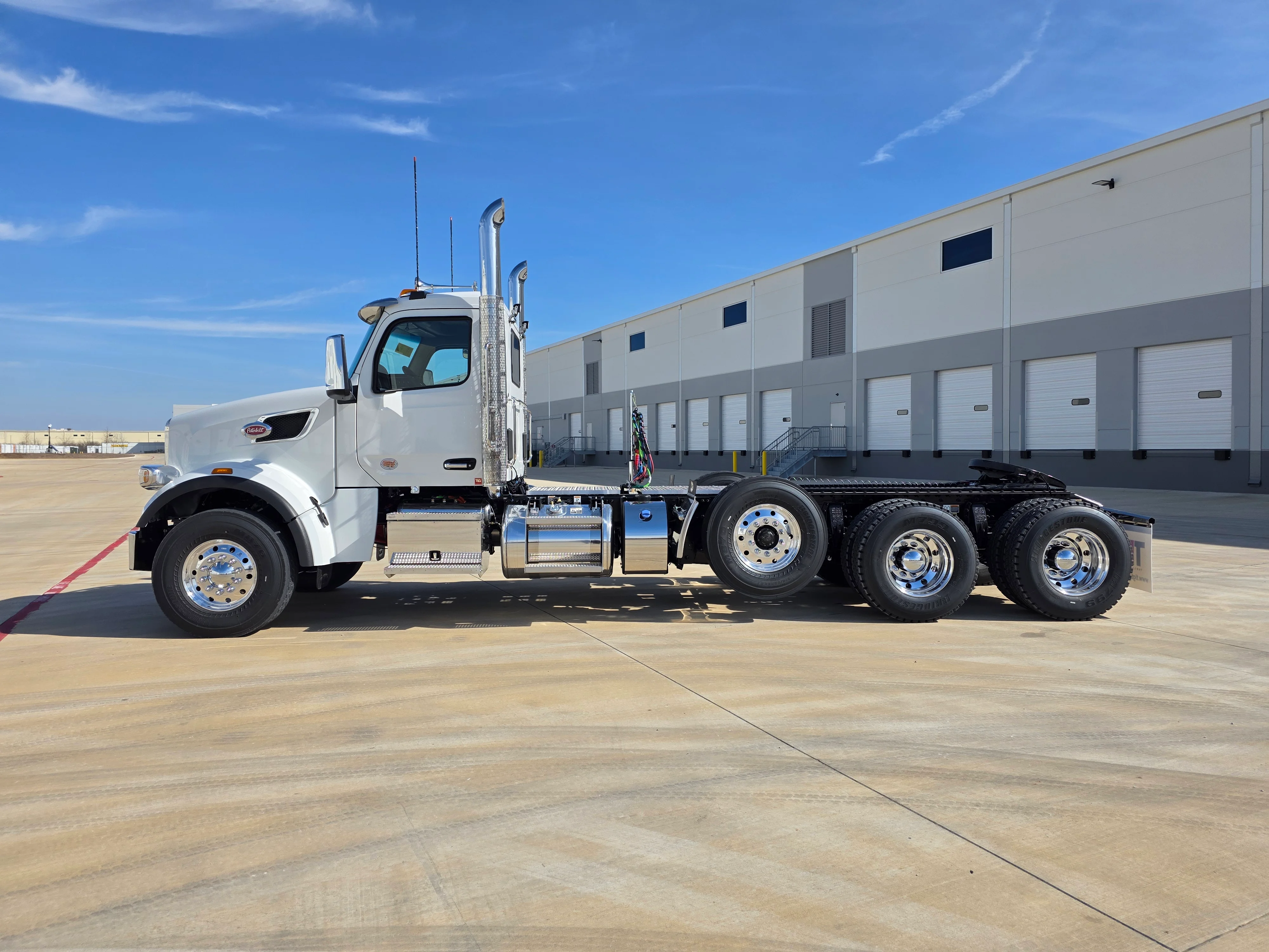 2027 Peterbilt 567 in Hattiesburg, MS — photo 2