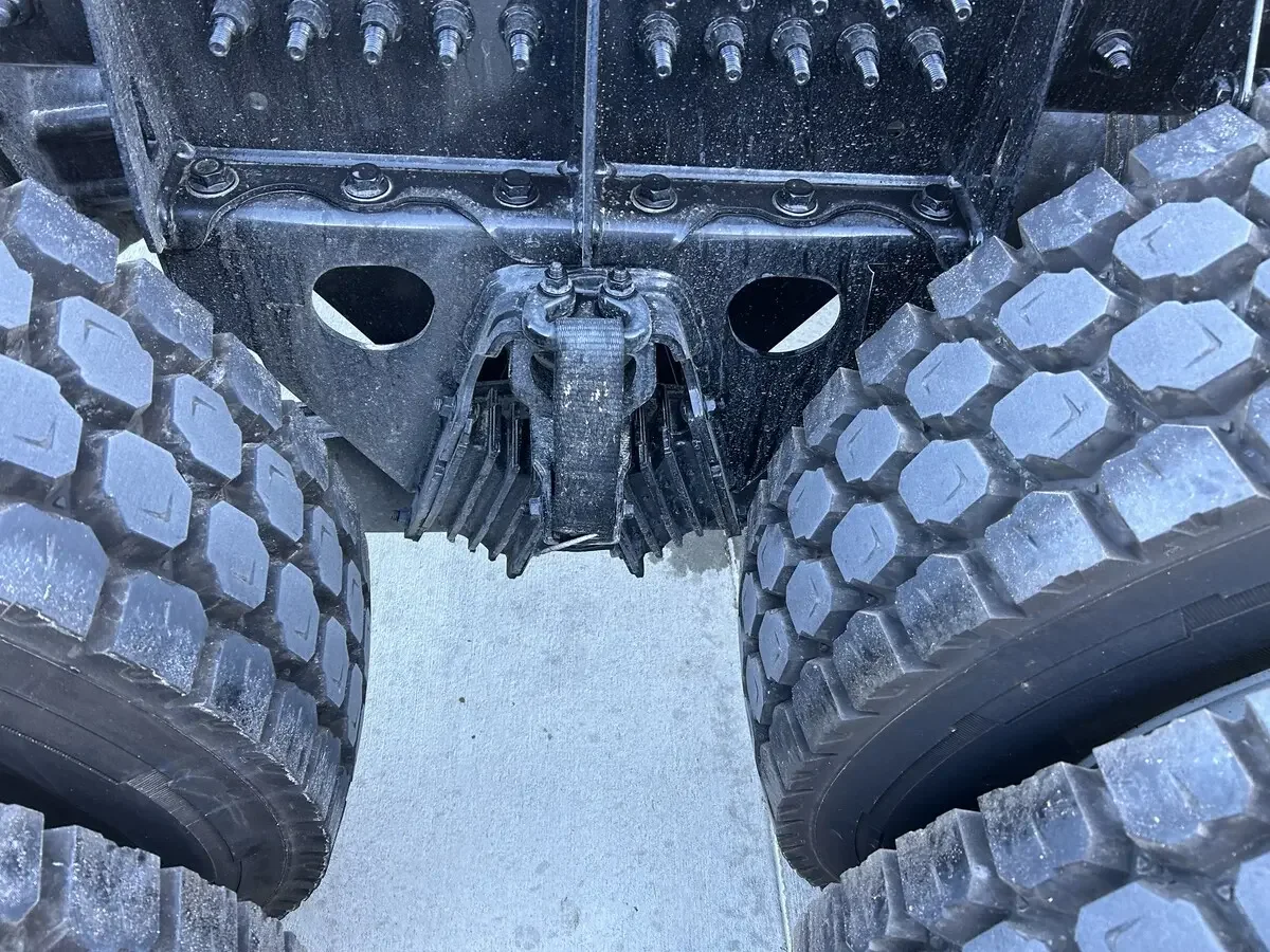 2025 Freightliner M2 106 - image 3