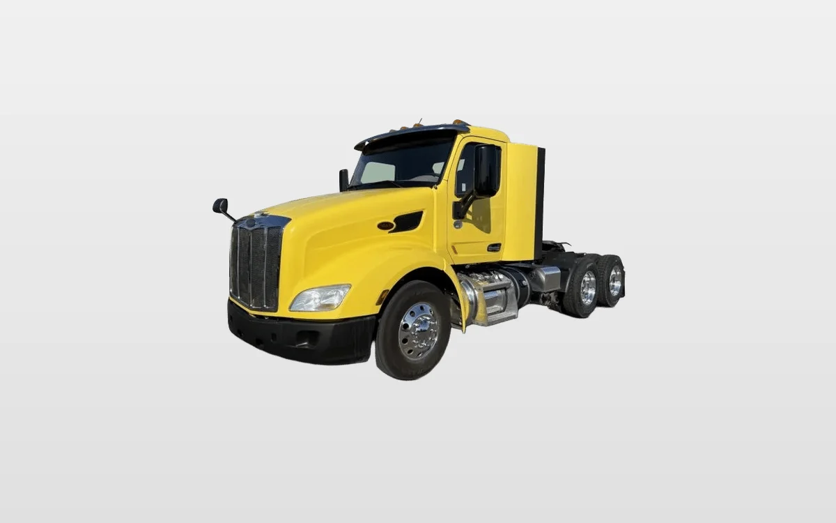2021 Peterbilt 579 - image 1