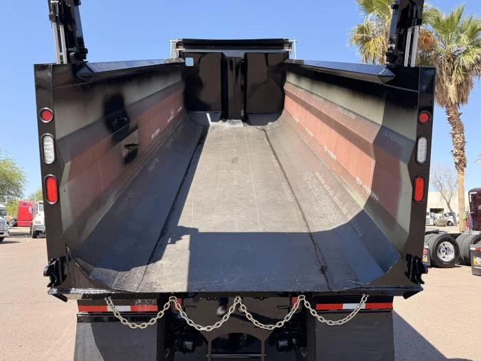 2027 Peterbilt 589 in Phoenix, AZ — photo 9