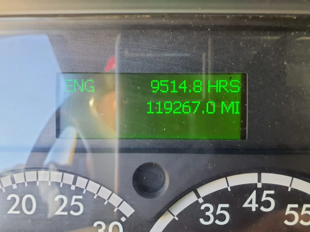 2016 Freightliner M2 106 - image 10