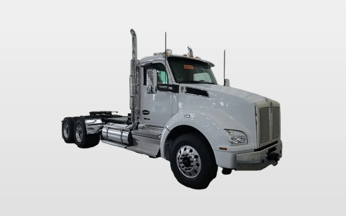 2026 Kenworth T880 - image 1