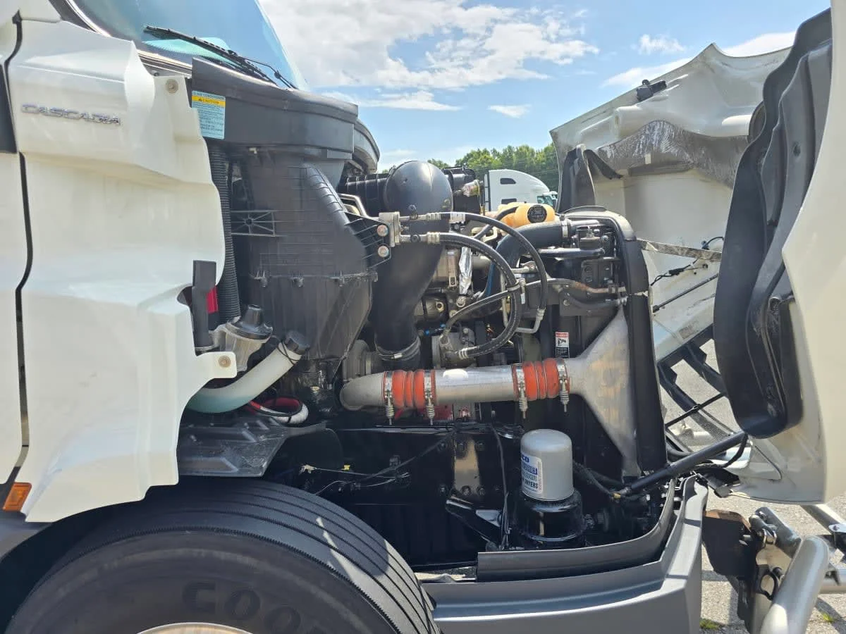 2023 Freightliner Cascadia in North Little Rock, AR — photo 9