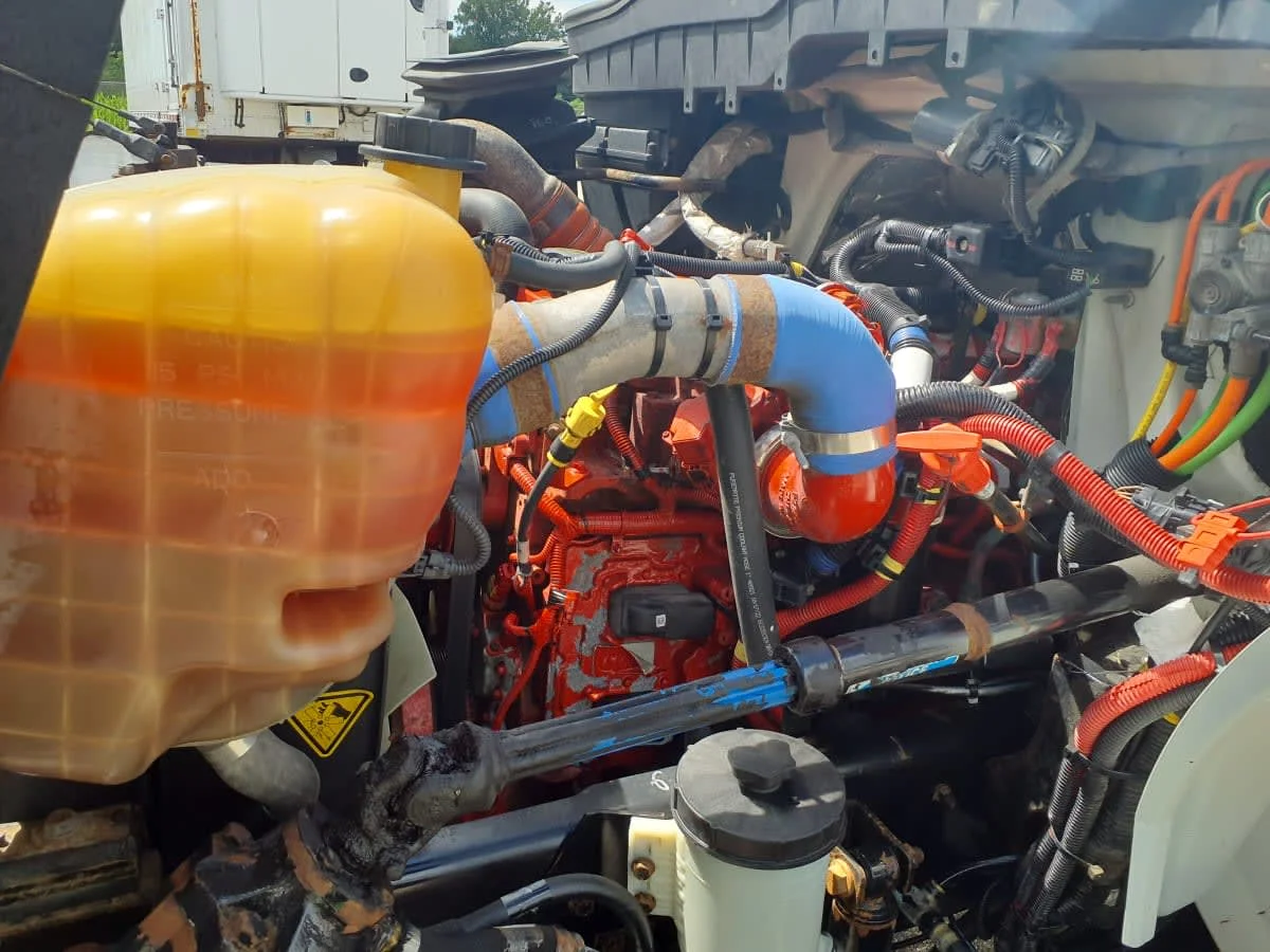 2019 International 4300 in Wayland, MI — photo 8
