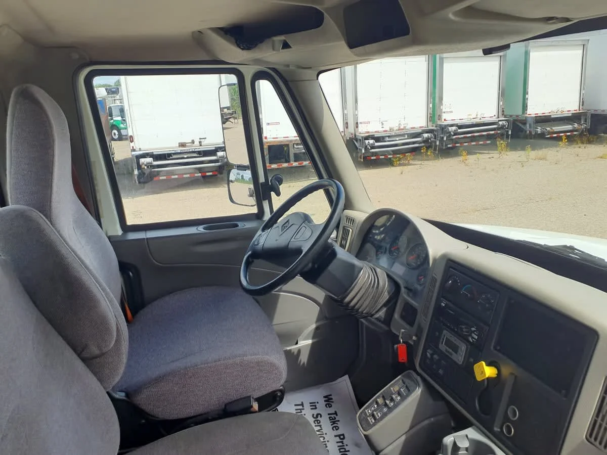 2019 International 4300 in Wayland, MI — photo 7