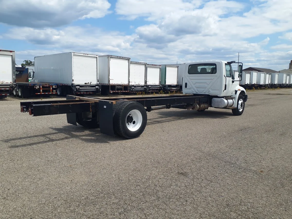 2019 International 4300 in Wayland, MI — photo 4