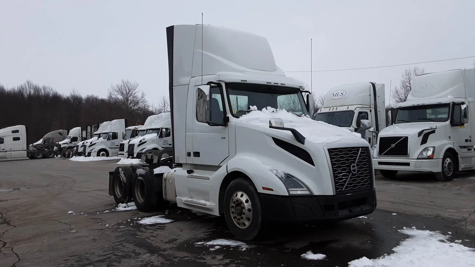 2019 Volvo VNL 300 in Marysville, OH