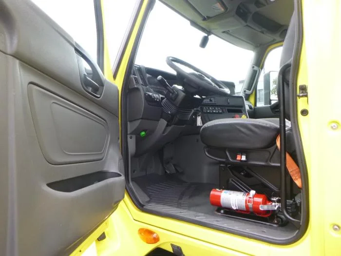 2023 International LT — photo 12