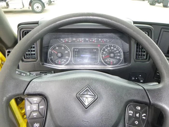 2023 International LT — photo 14