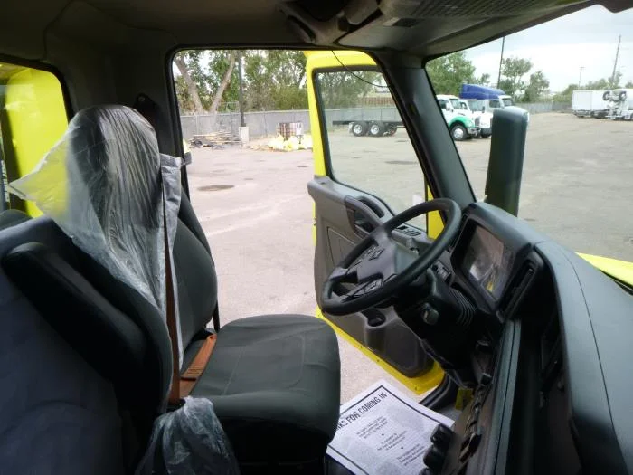 2023 International LT — photo 17