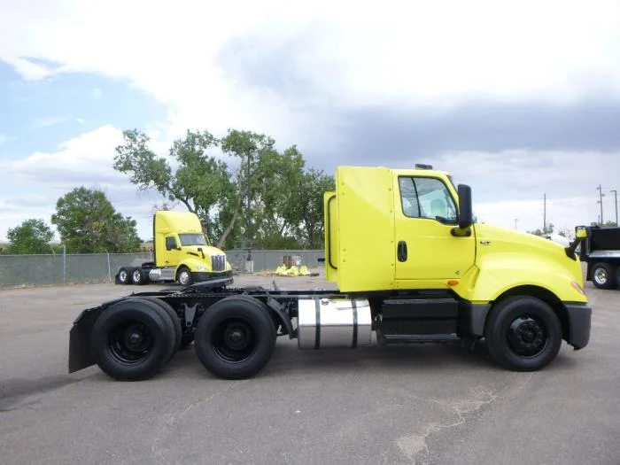 2023 International LT — photo 7