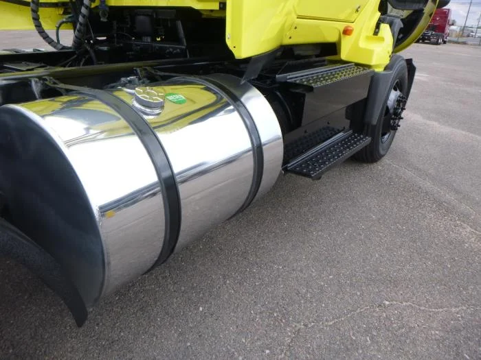 2023 International LT — photo 26