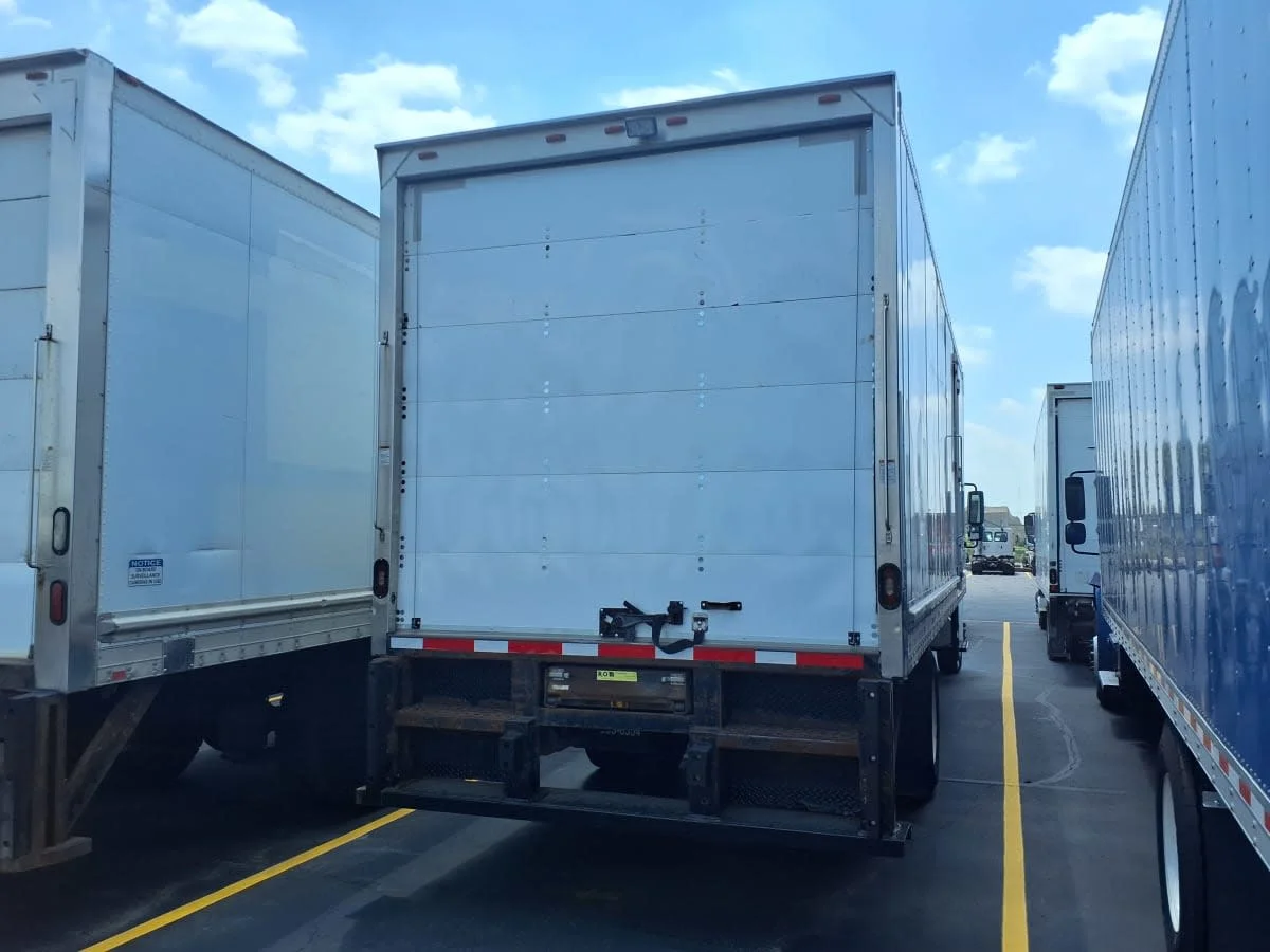 2019 International 4300 in Taylor, MI — photo 6
