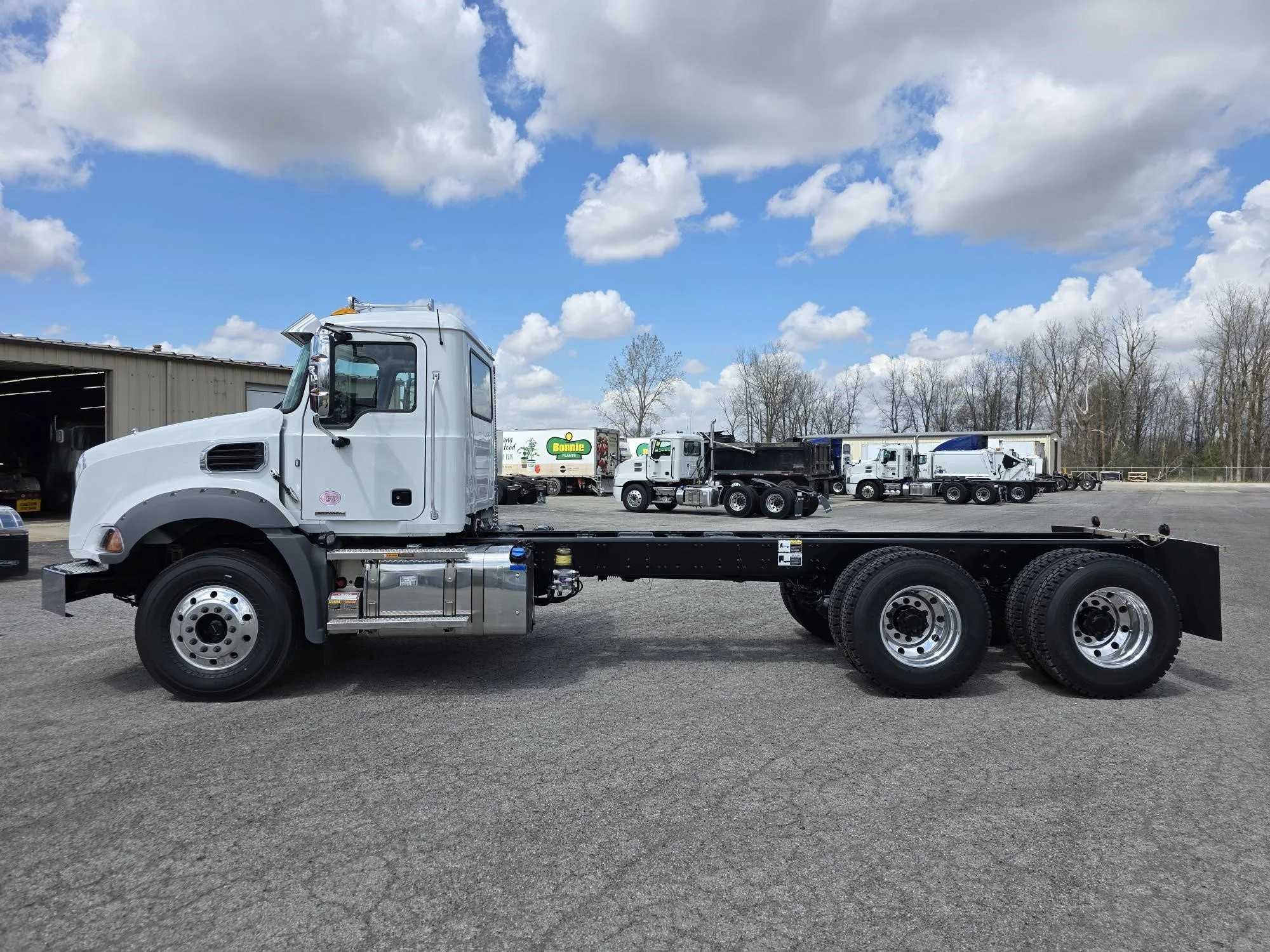 2026 Mack in Findlay, OH — photo 2