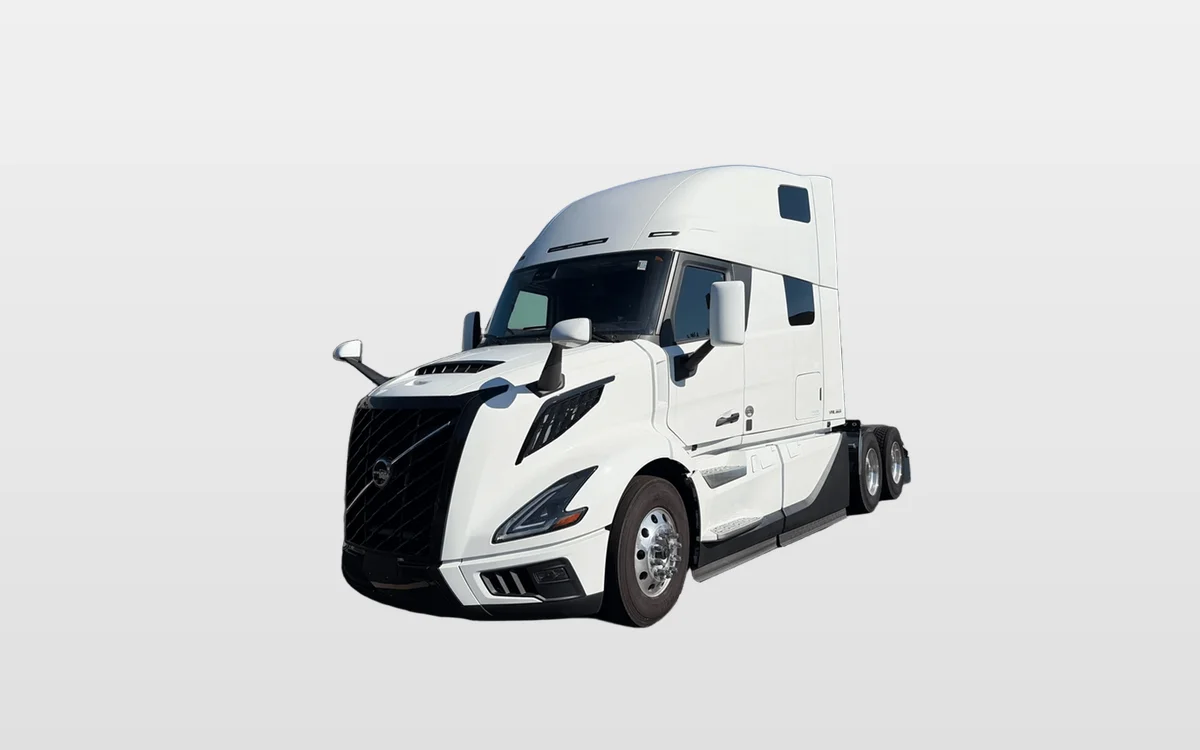 2025 Volvo - image 1