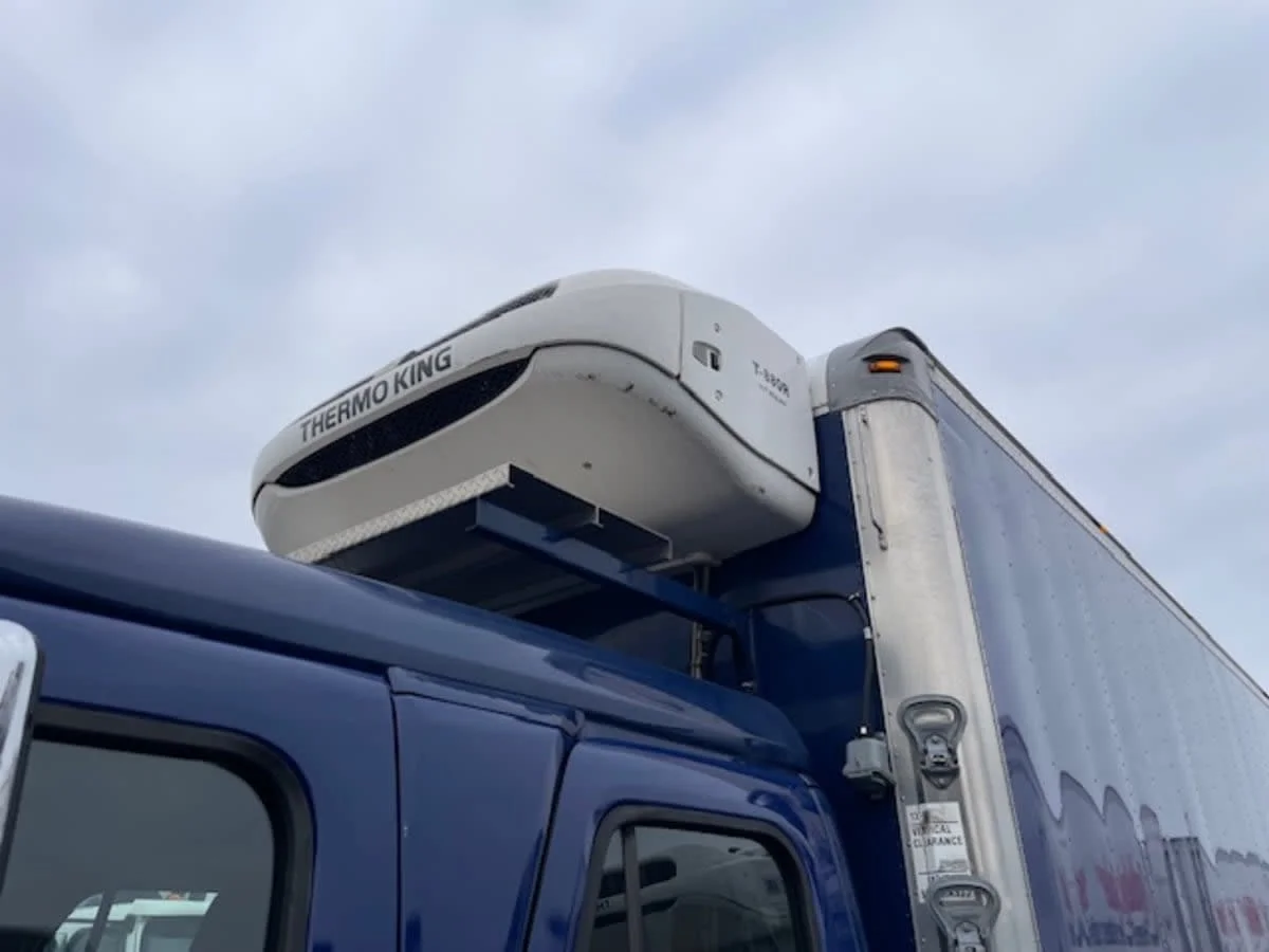 2017 Freightliner M2 106 - image 7