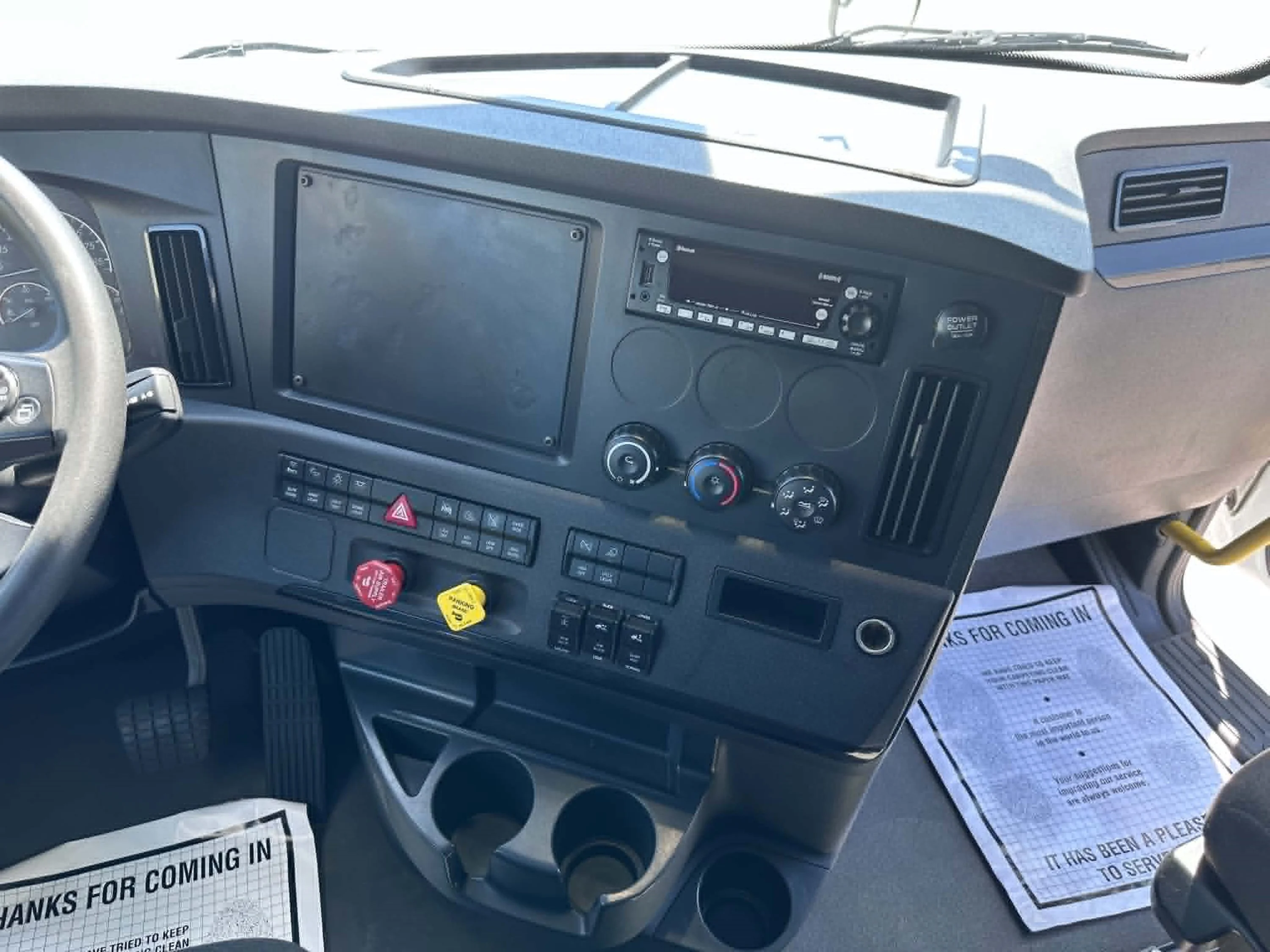 2024 Freightliner Cascadia in Franklin, KY — photo 10