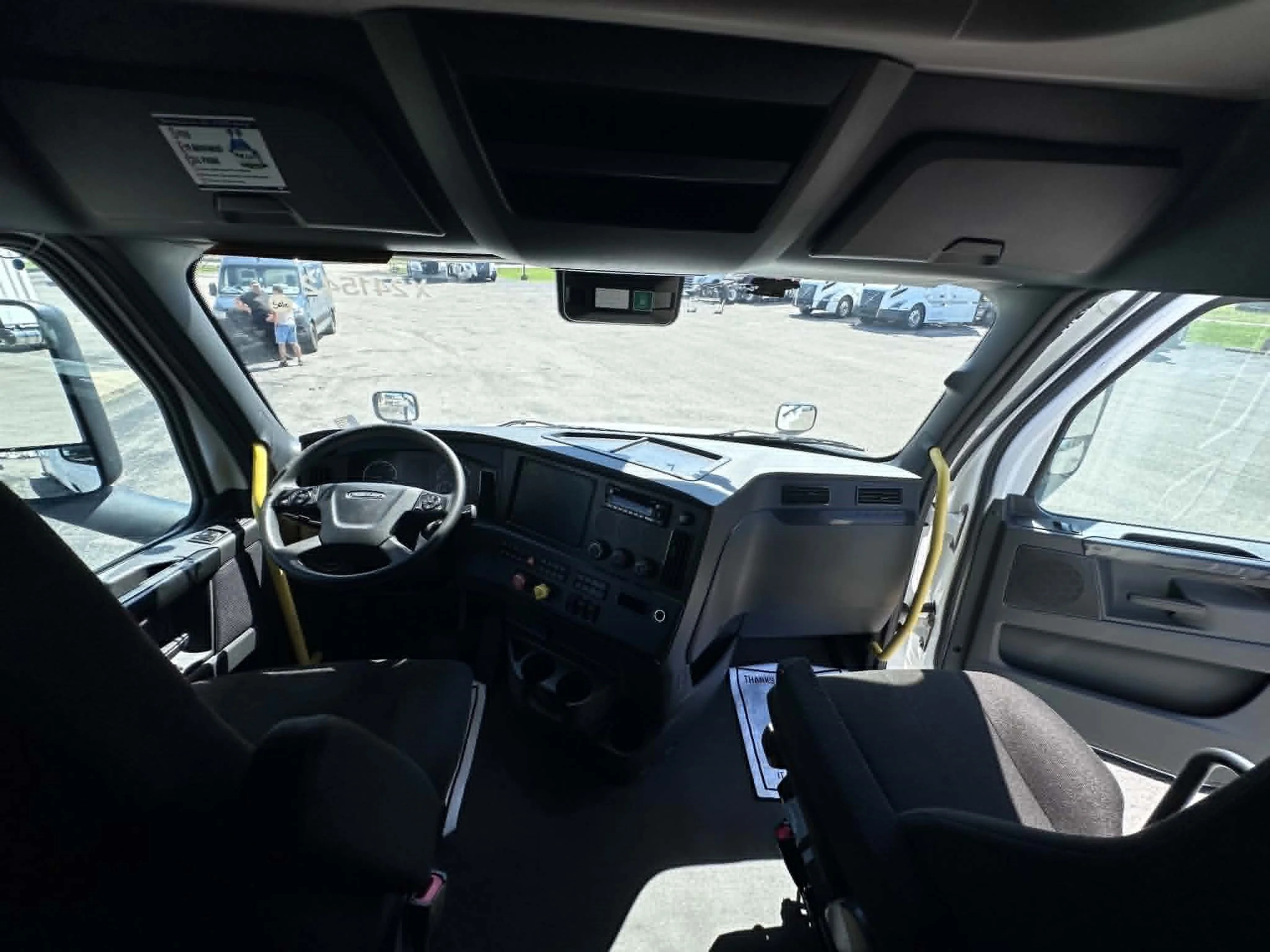 2024 Freightliner Cascadia in Franklin, KY — photo 9