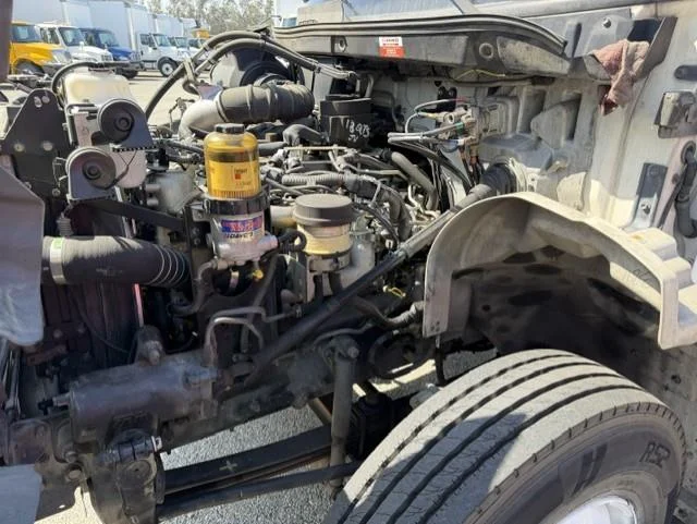 2018 Hino 268 — photo 11