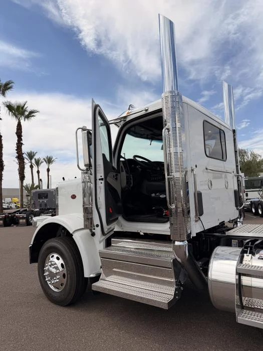 2026 Peterbilt 589 in Tucson, AZ — photo 14