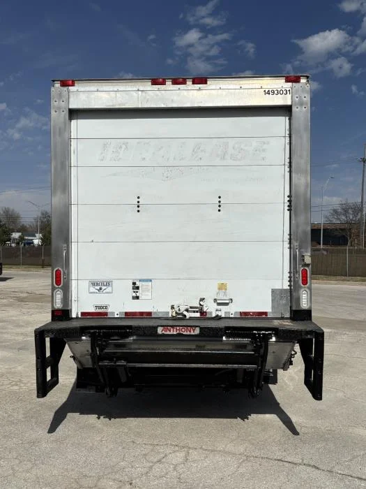 2019 International 4300 - image 6