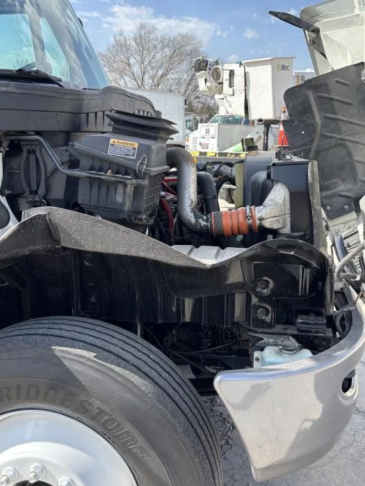 2019 International 4300 - image 10