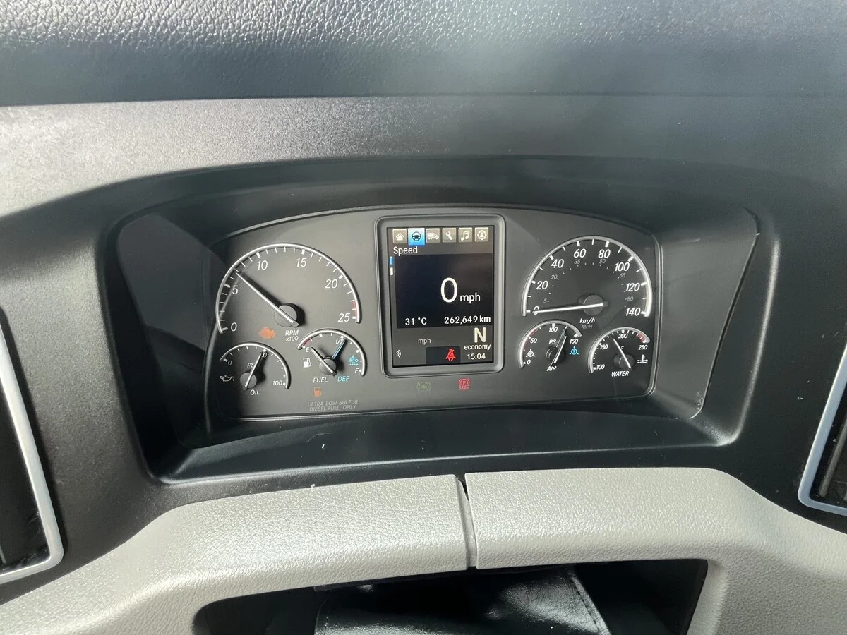 2026 Freightliner Cascadia — photo 23