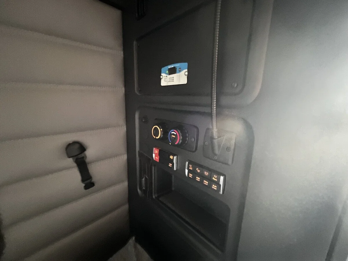 2026 Freightliner Cascadia — photo 34