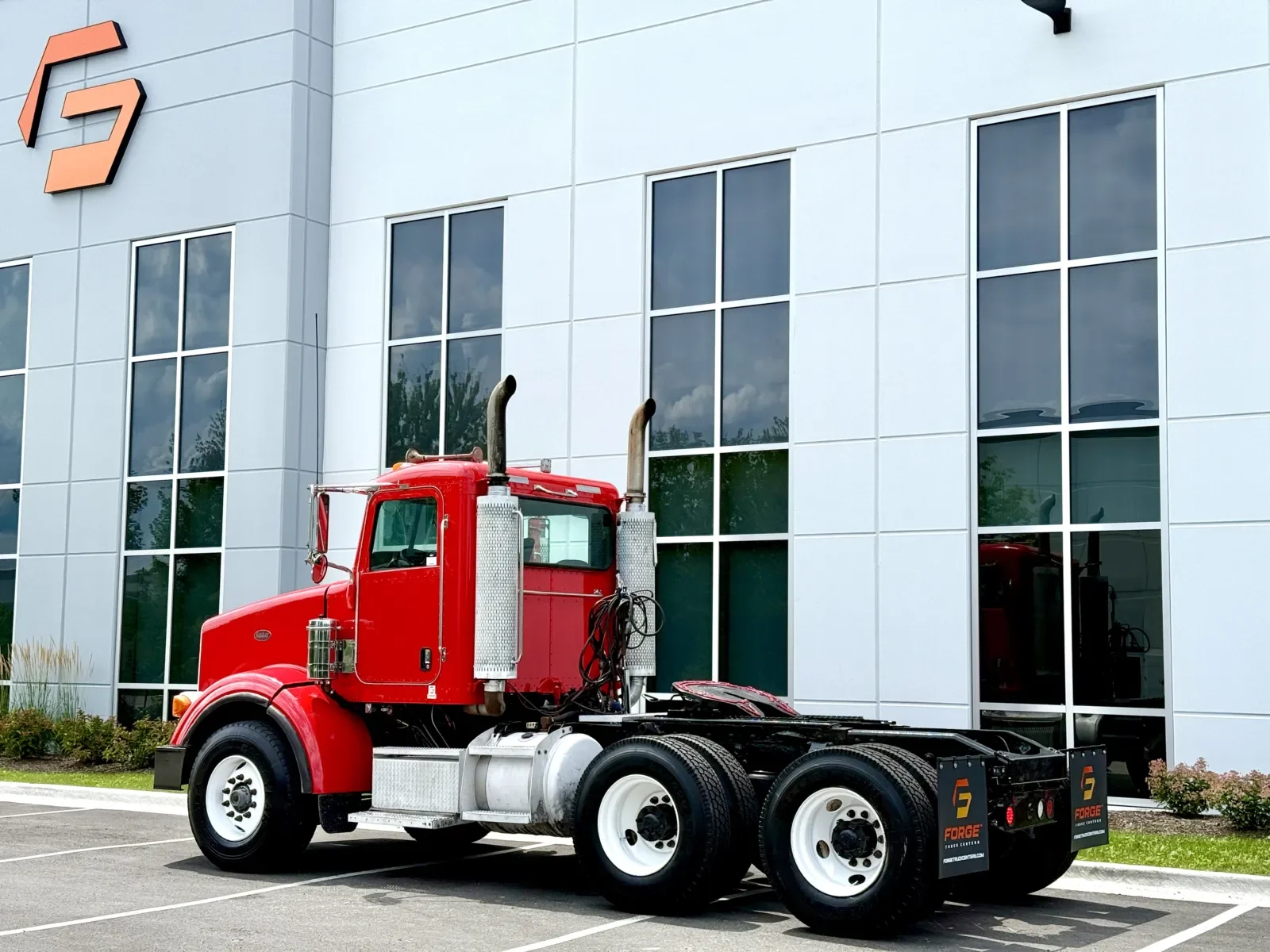 2006 Peterbilt in New Lenox, IL — photo 6