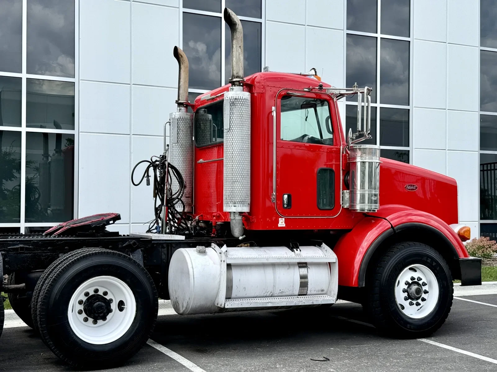 2006 Peterbilt in New Lenox, IL — photo 7