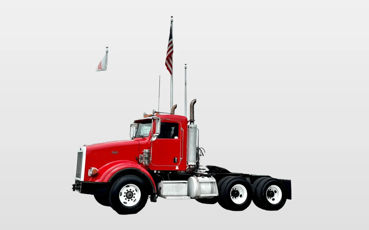 2006 Peterbilt - image 1
