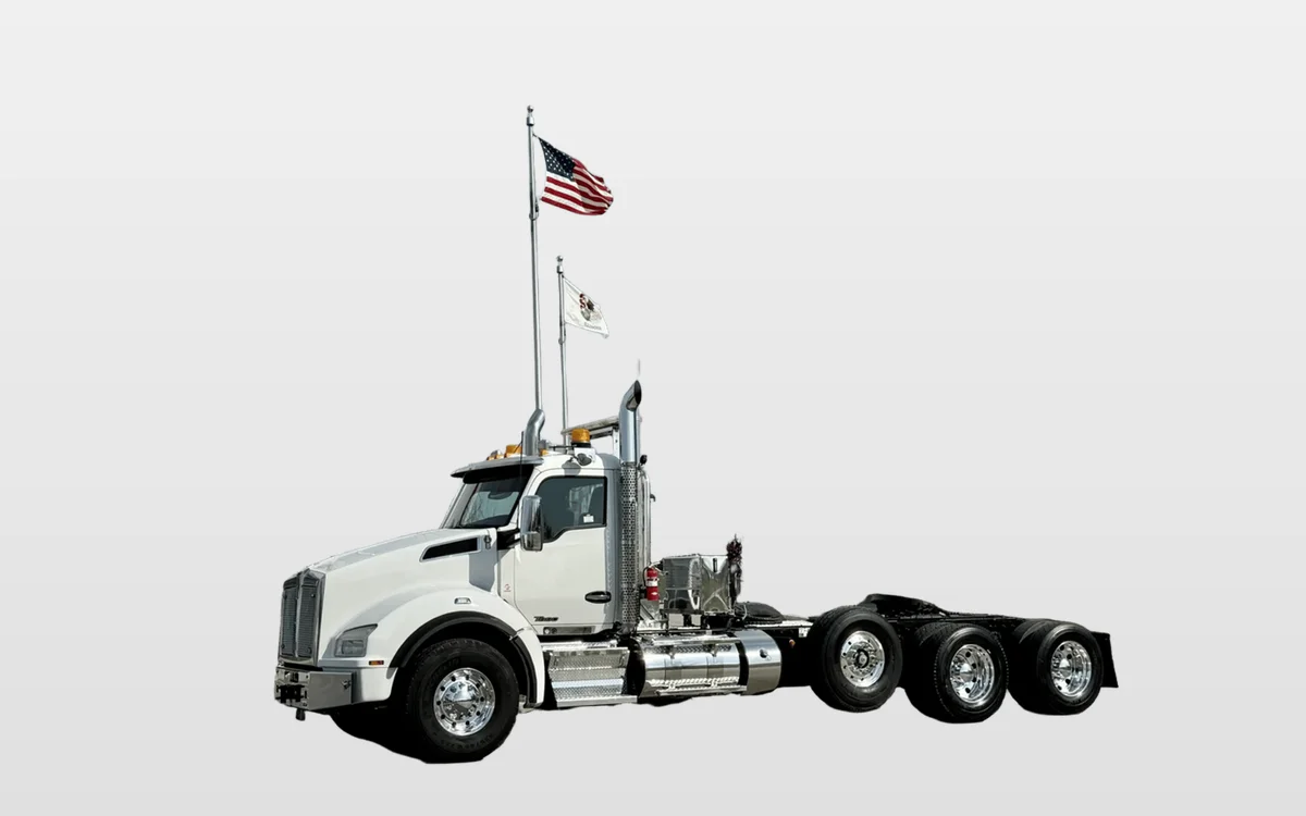 2019 Kenworth T880 - image 1