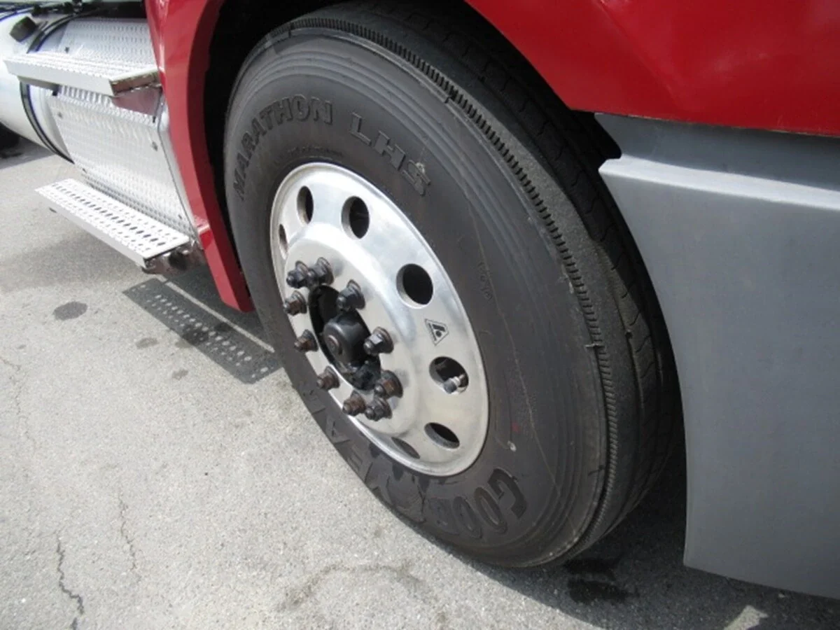 2020 Freightliner Cascadia - image 12