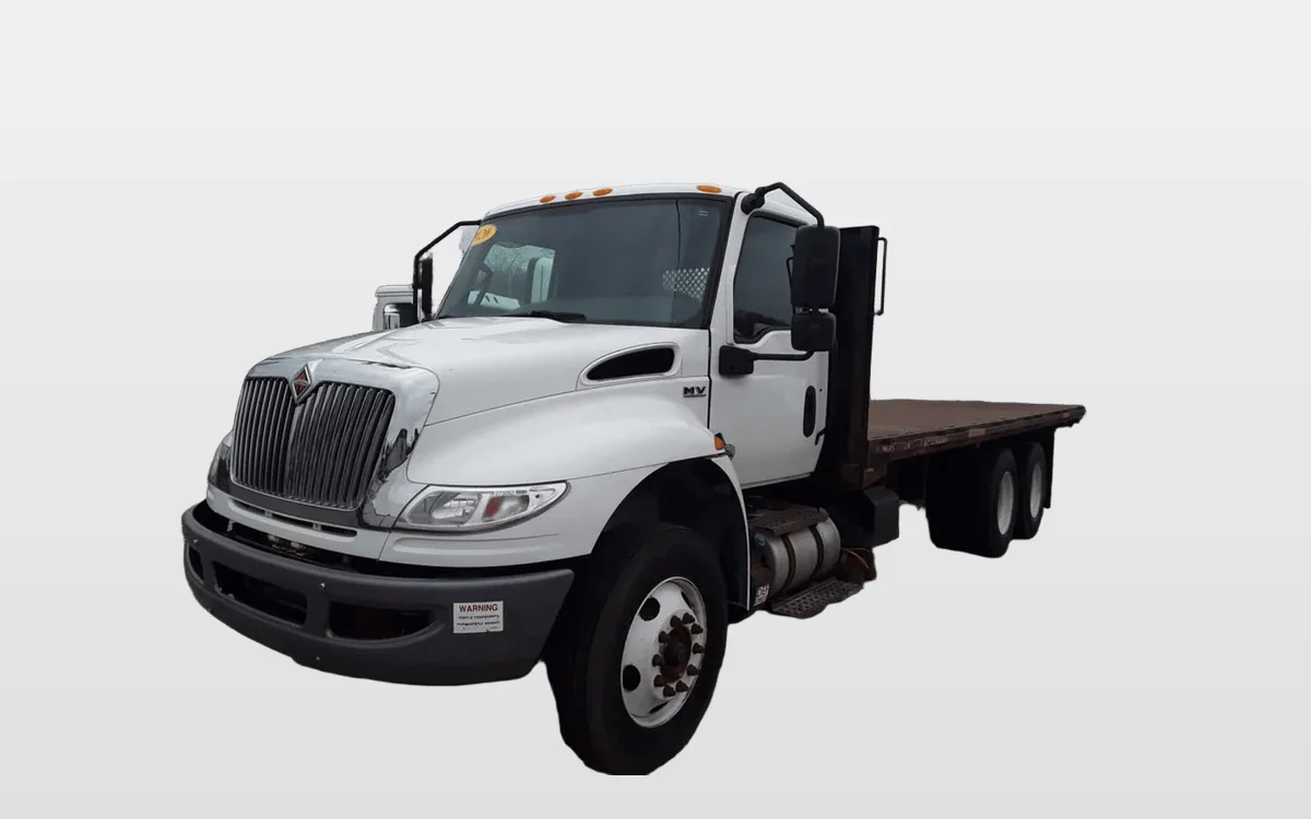 2020 International MV - image 1