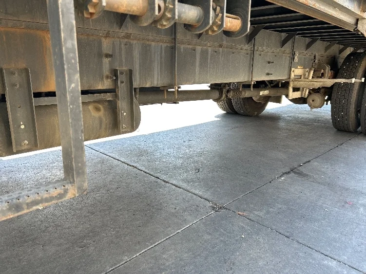2017 Hino 268 in Fontana, CA — photo 5