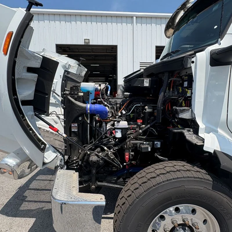 2025 Peterbilt 567 in Knoxville, TN — photo 4
