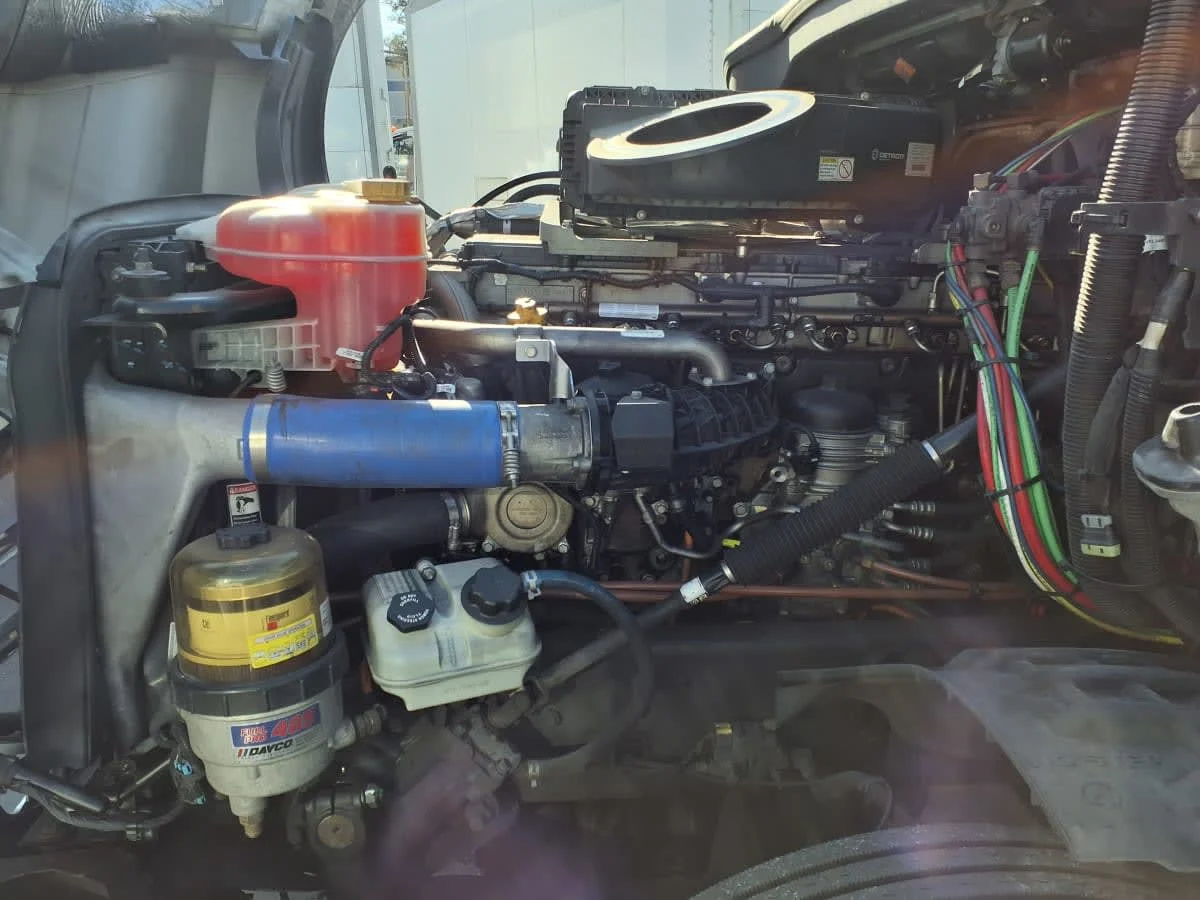 2020 Freightliner Cascadia in Doraville, GA — photo 8