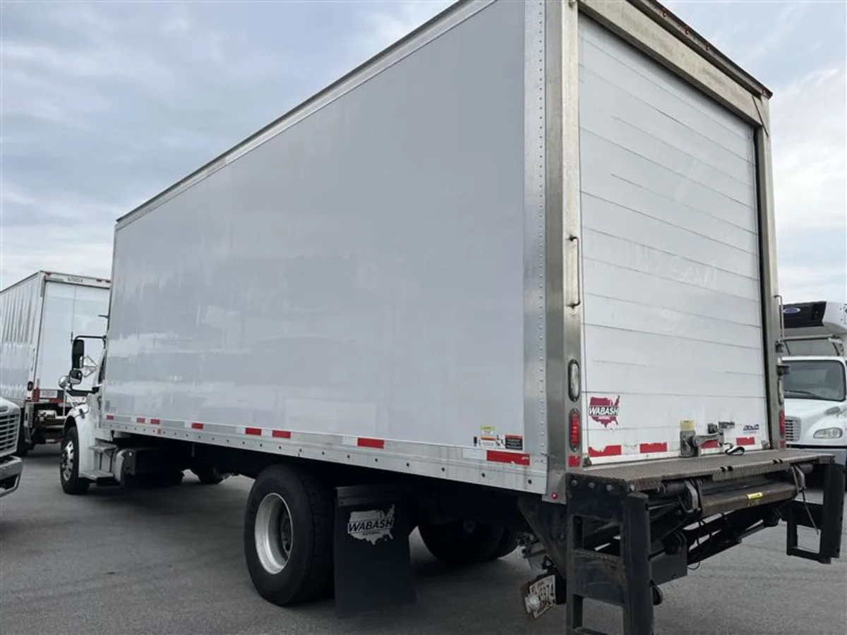 2020 Freightliner M2 106 in Beltsville, MD — photo 6