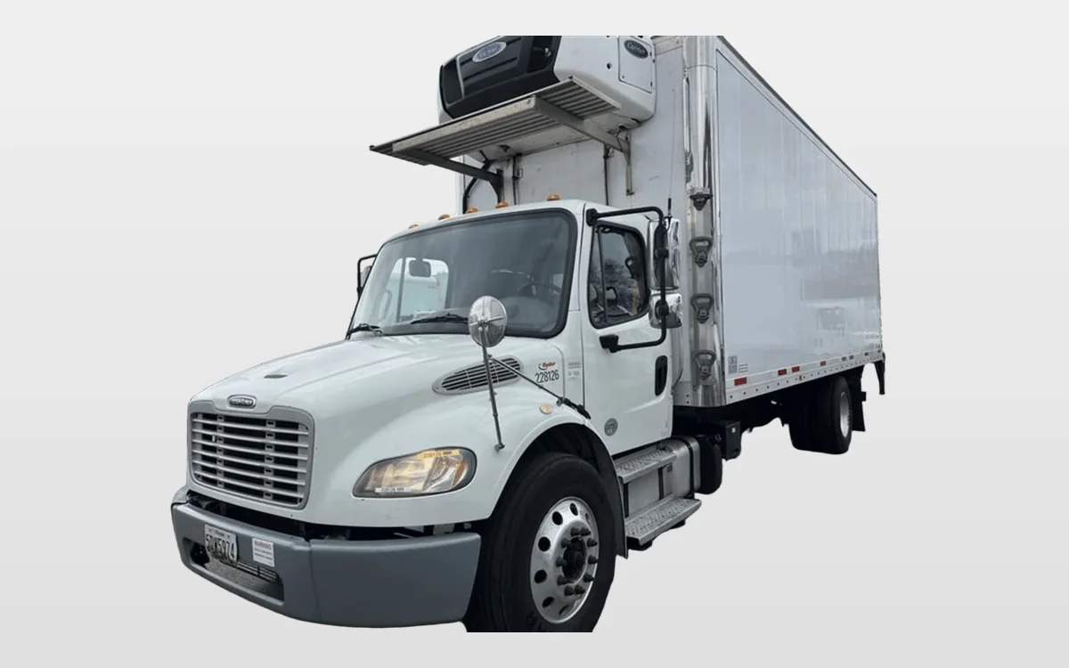 2020 Freightliner M2 106 - image 1