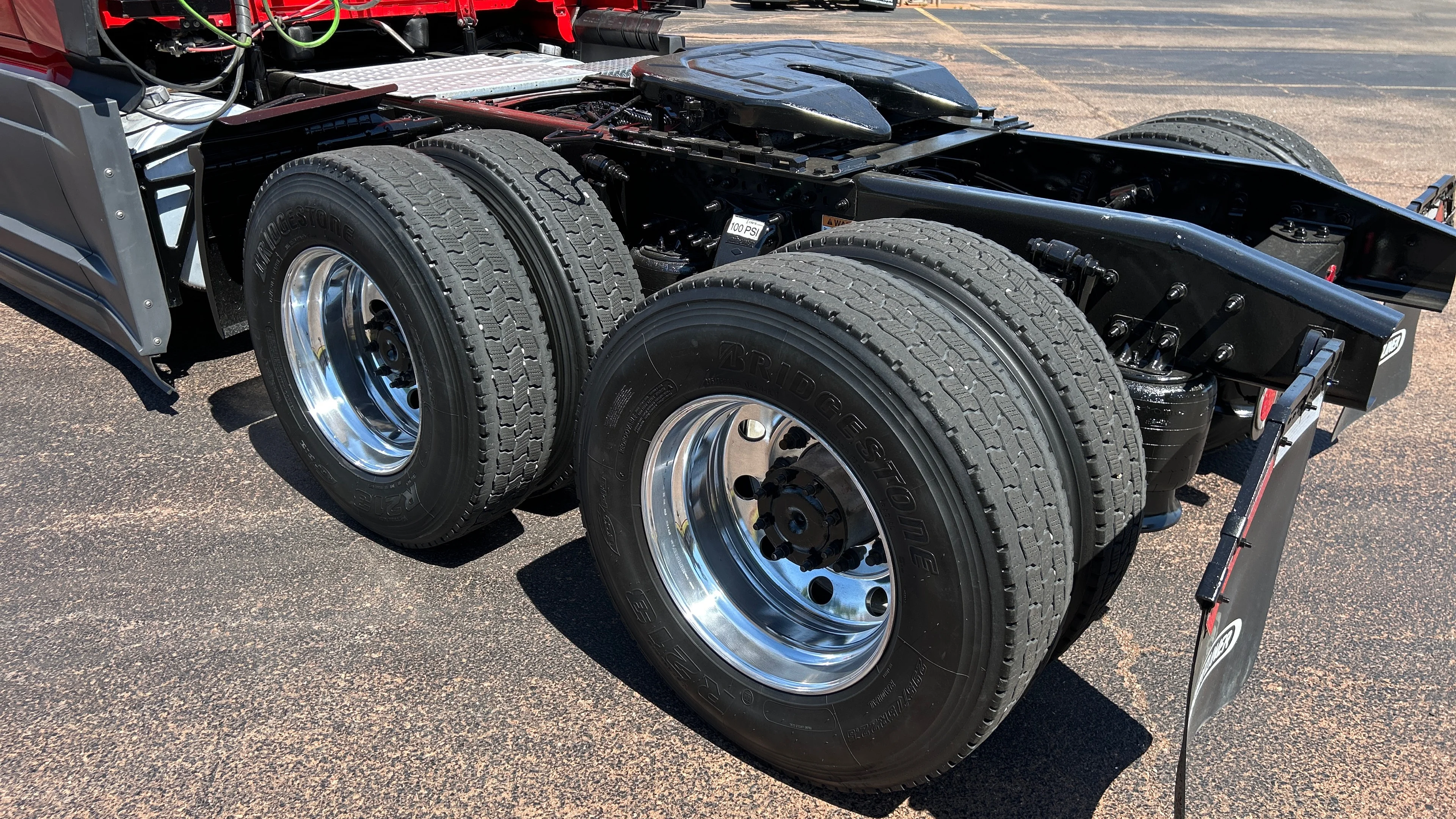 2024 Mack Anthem in Kansas City, MO — photo 45