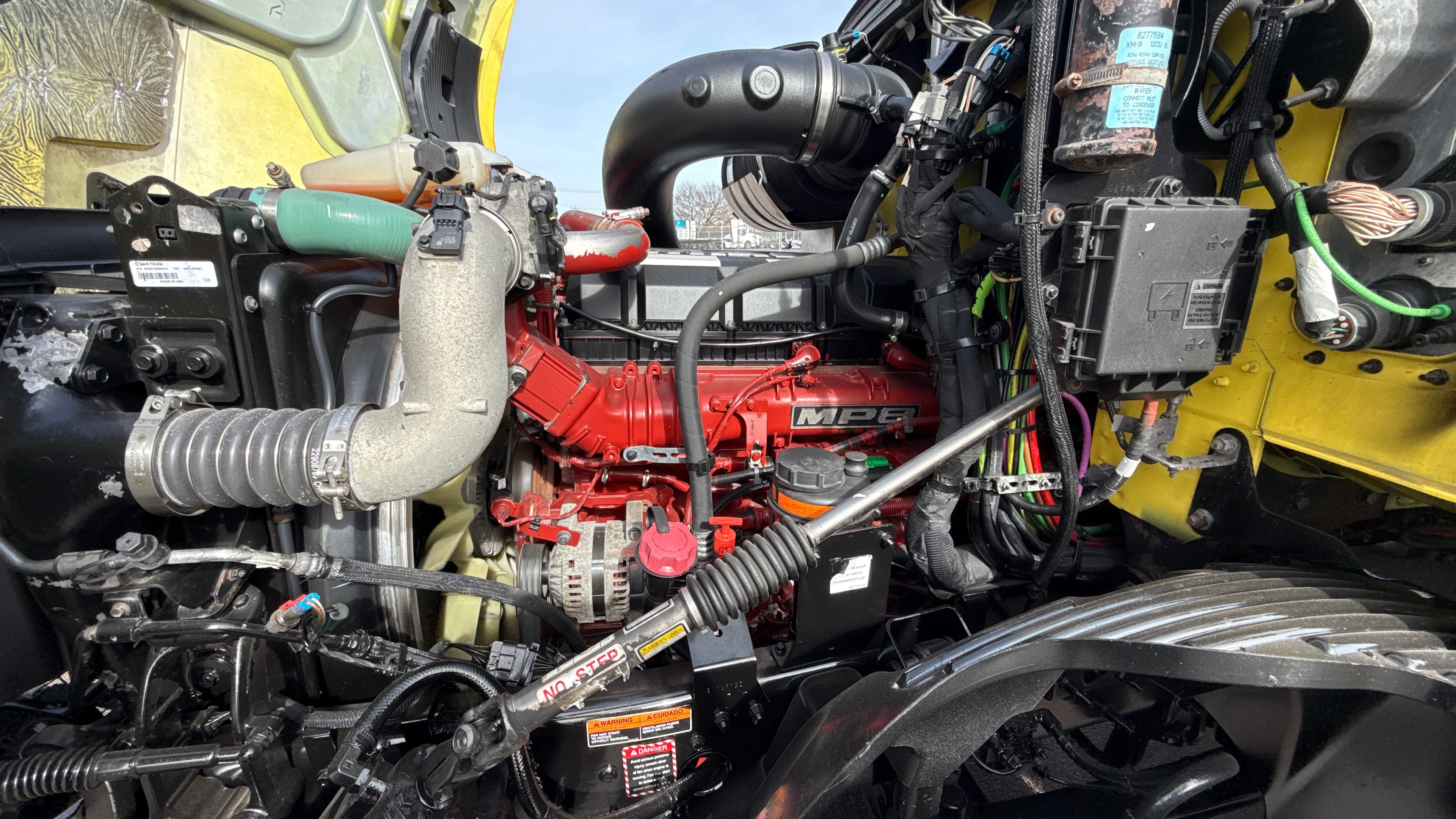 2024 Mack Anthem in Kansas City, MO — photo 13
