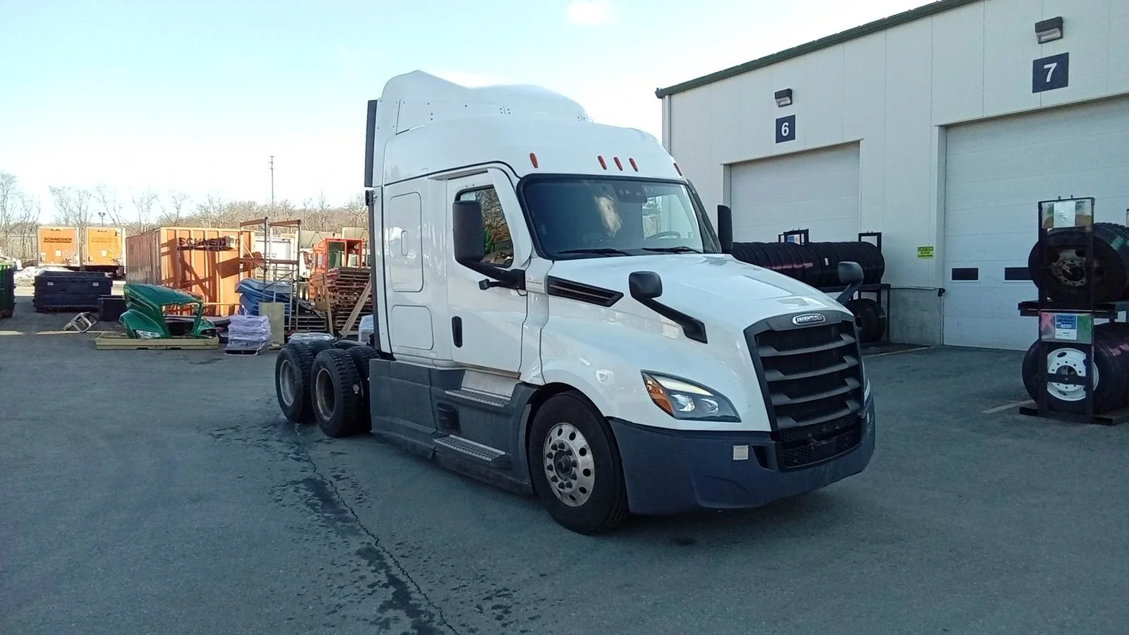 2022 Freightliner Cascadia in Shrewsbury, MA